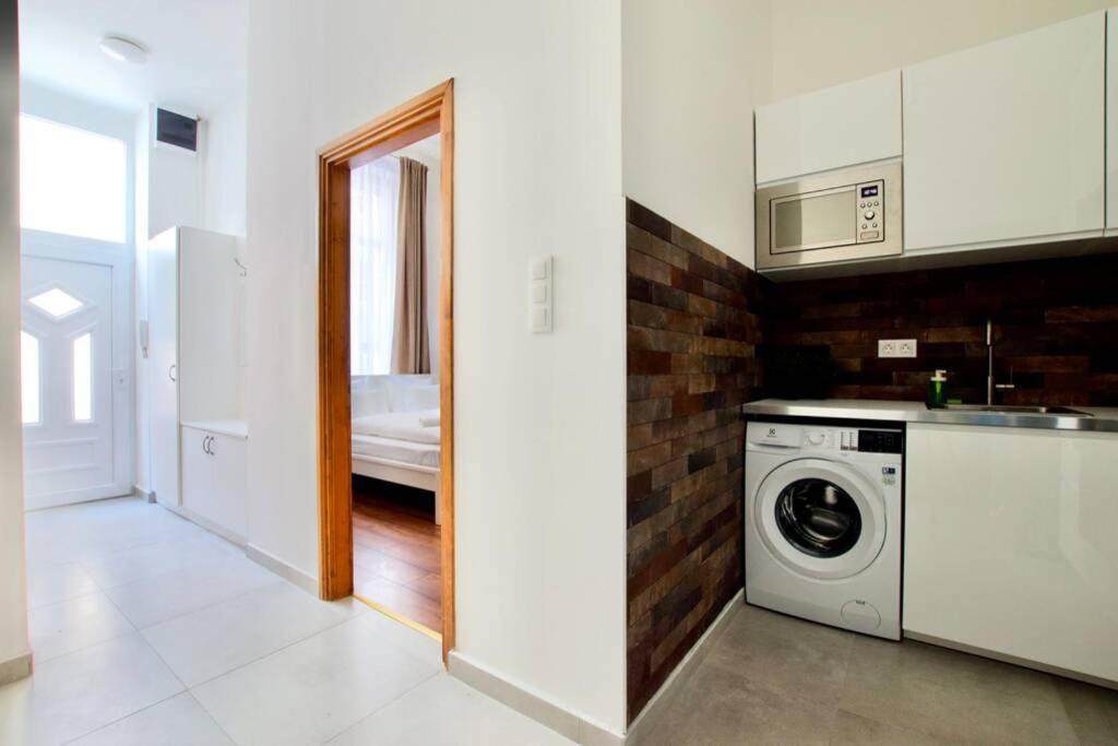 Premium By Hi5 - 3 Bedroom * Budapest